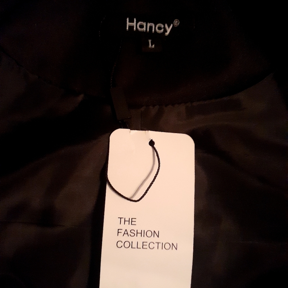 Vest - Picture 4 of 7